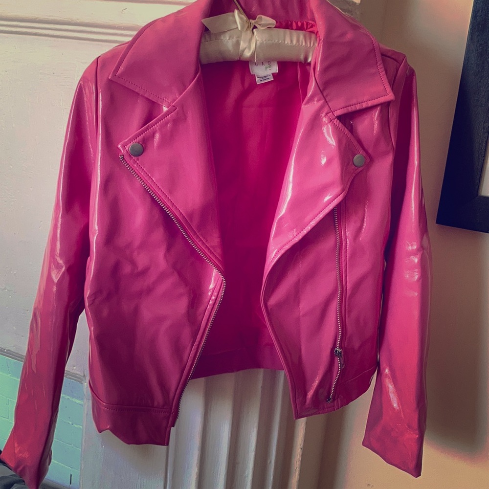 pink jacket